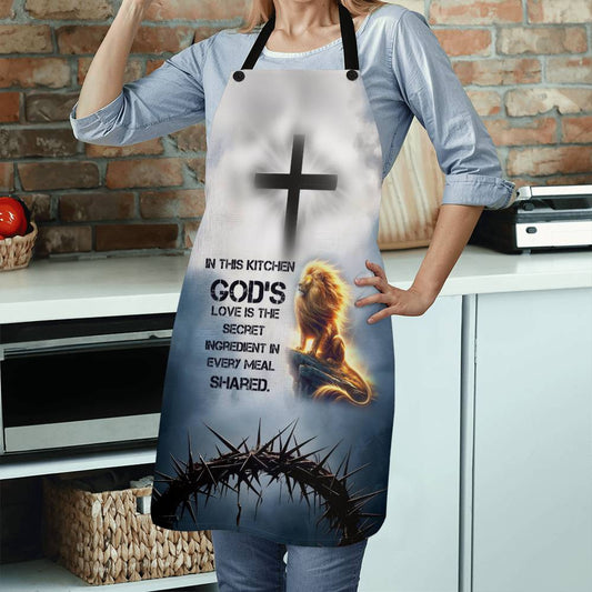 In This Kitchen - Premium Apron - The Shoppers Outlet